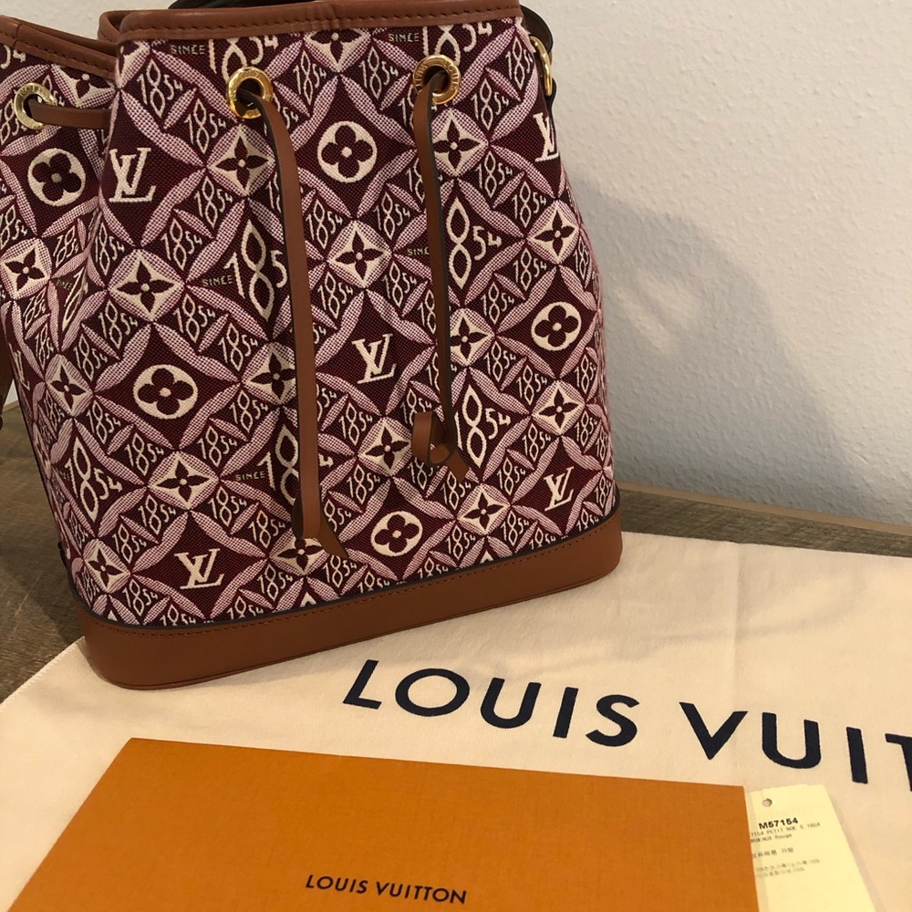 ✨Authentic✨ Louis Vuitton 1854 Petit Noe